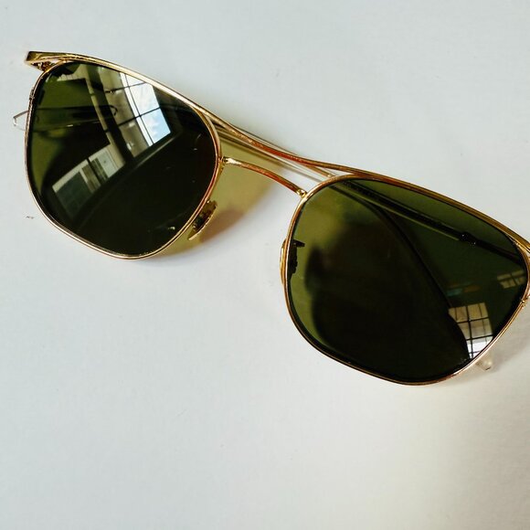 KREWE Eyewear | BAKER - 24k Titanium Polarized - Picture 1 of 5